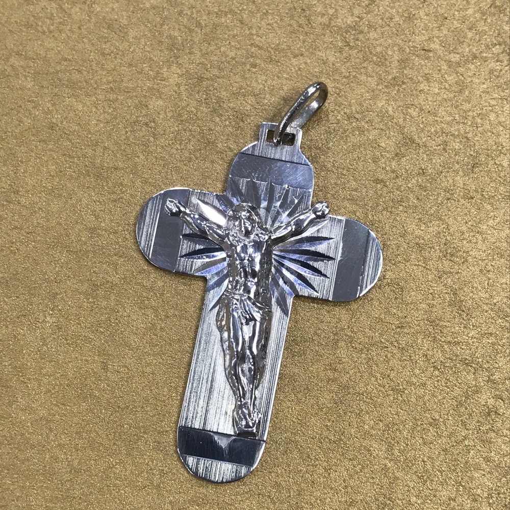 Sterling Silver Crucifix Pendent